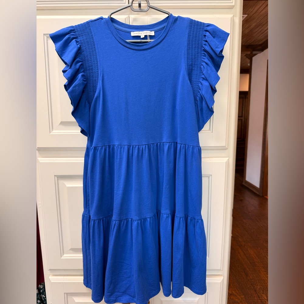 English factory XS knit dress in EUC